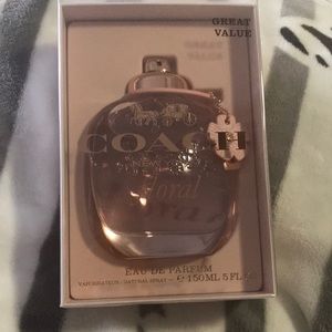 Coach Floral parfume.